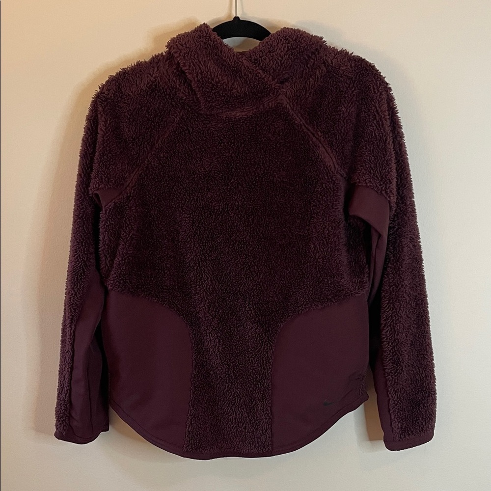 Nike Therma-FIT Sherpa Fleece Funnel Hoodie Burgundy Women’s Small